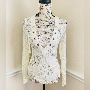 Hera Collection white lace bodysuit S